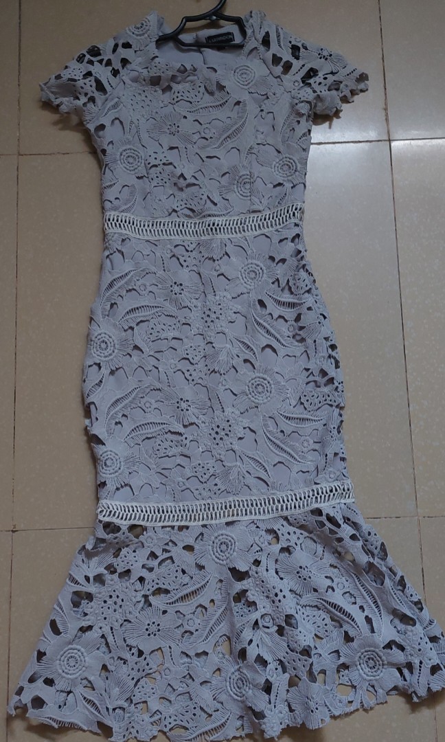 Karimadon Gray Dress(mermaid cut), Women's Fashion, Dresses & Sets ...