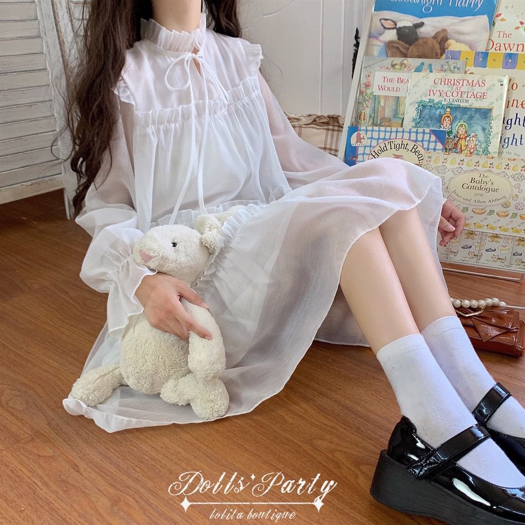 Kawaii discount white dress