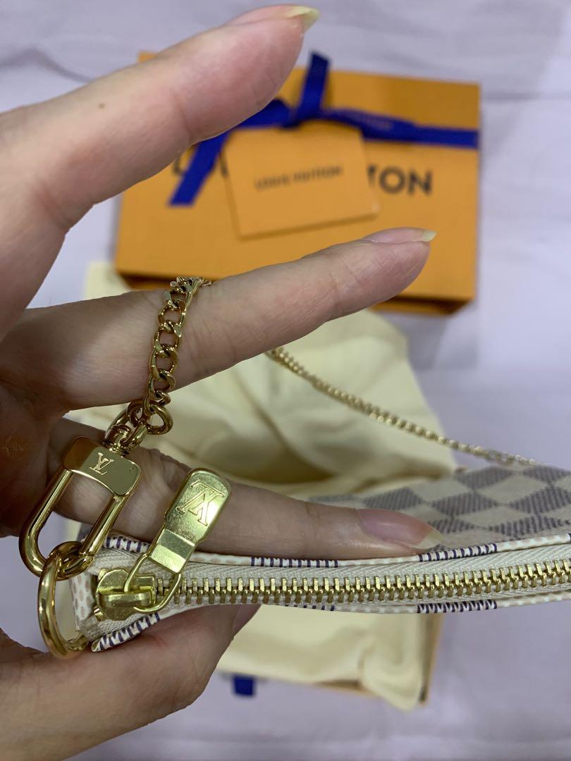 Louis Vuitton mini pochette white damier