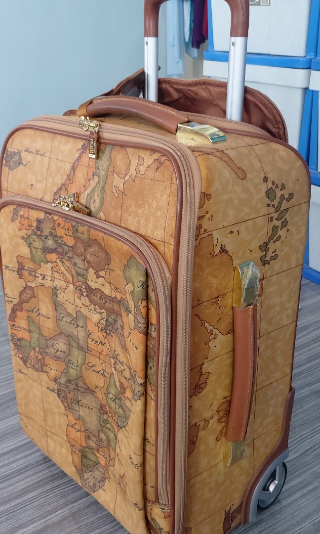 Alviero martini sale luggage