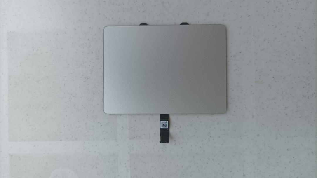 Macbook pro early 2011 trackpad (Category: Mouse & Mousepads) located in Antipolo. Submitted by markquitoriano (Listing ID 1152212466, Image 1). Description: Macboom pro 13 inch early 2011 trackpad.