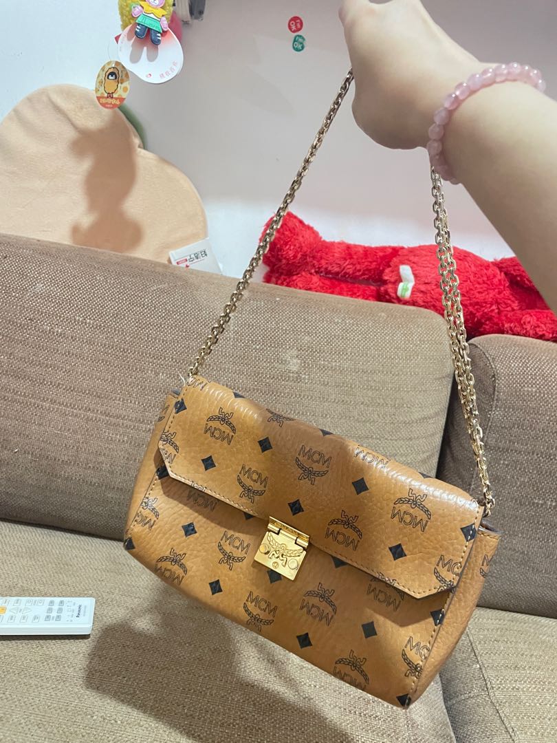 Mcm hotsell bag sling