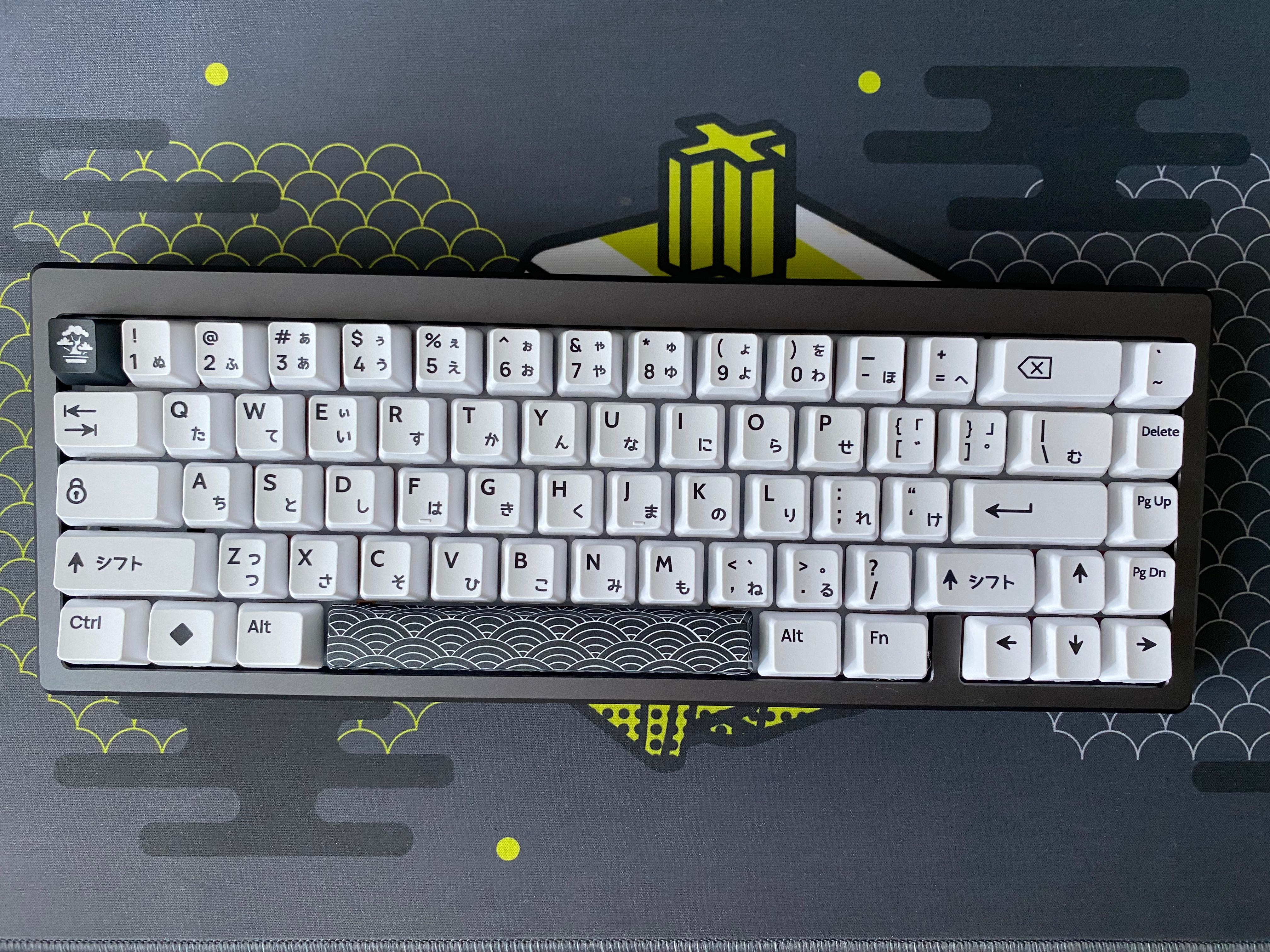 AKKO MOD 005 自作キーボード