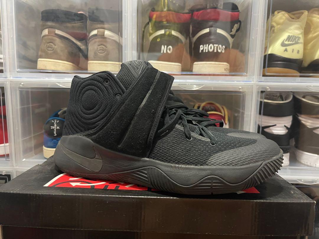 Kyrie 2 shop triple black