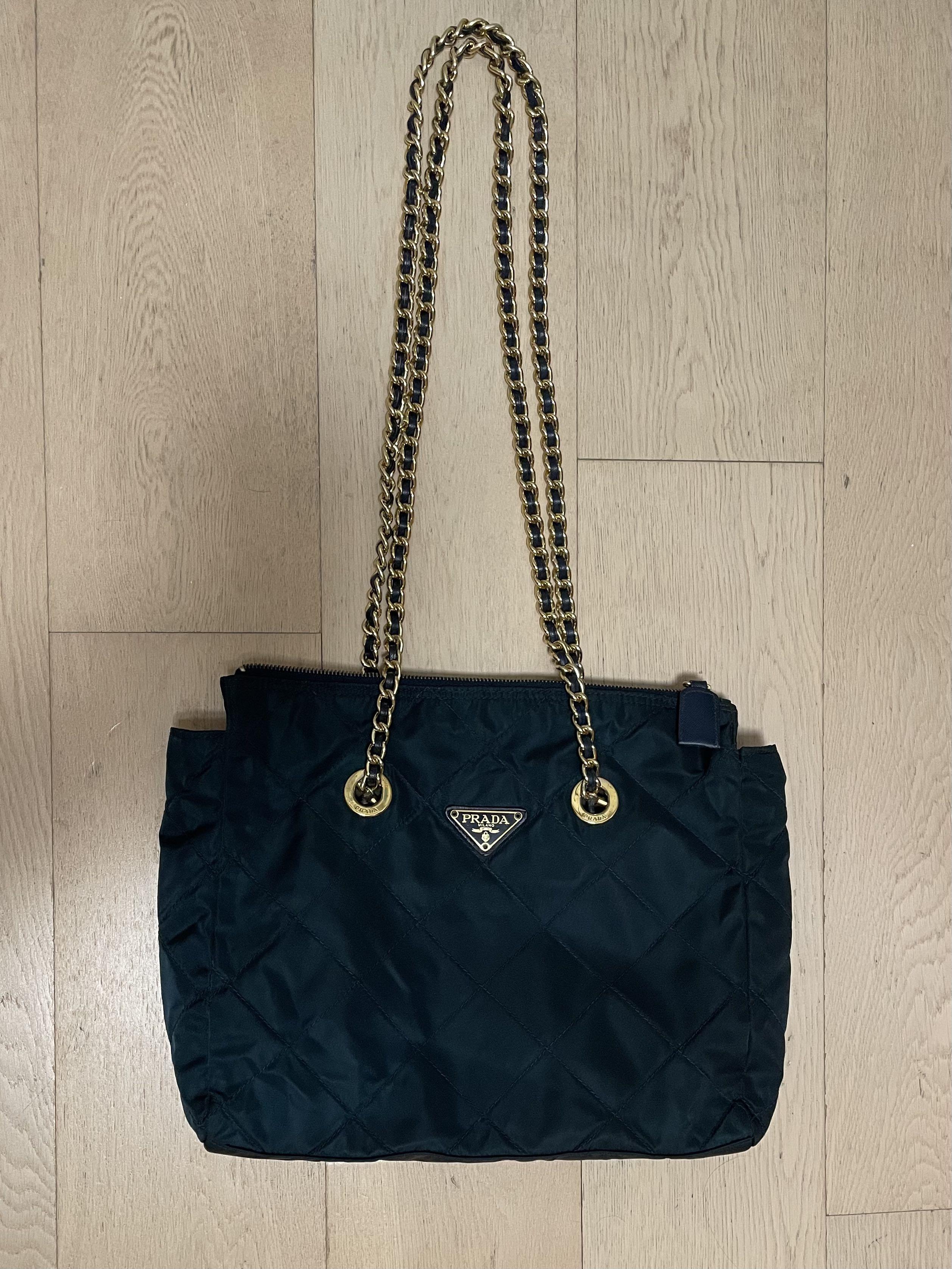 Prada vintage discount chain bag