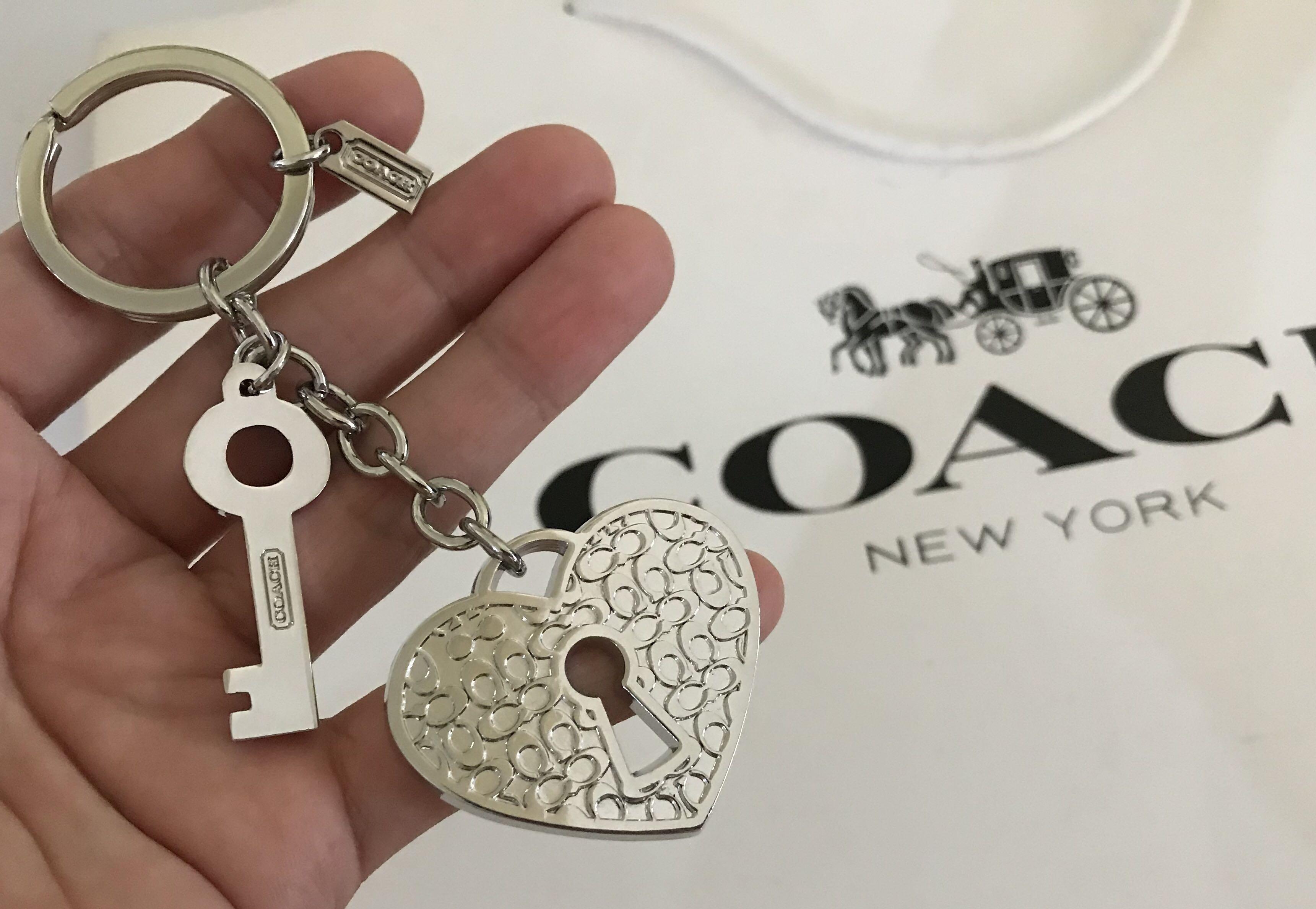 Coach clearance heart keychain
