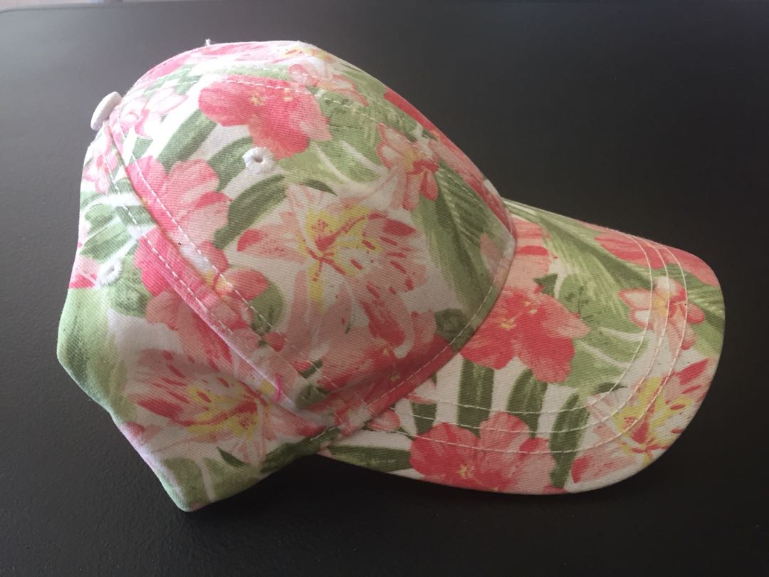 SALE!] Hollister Floral Summer Cap 
