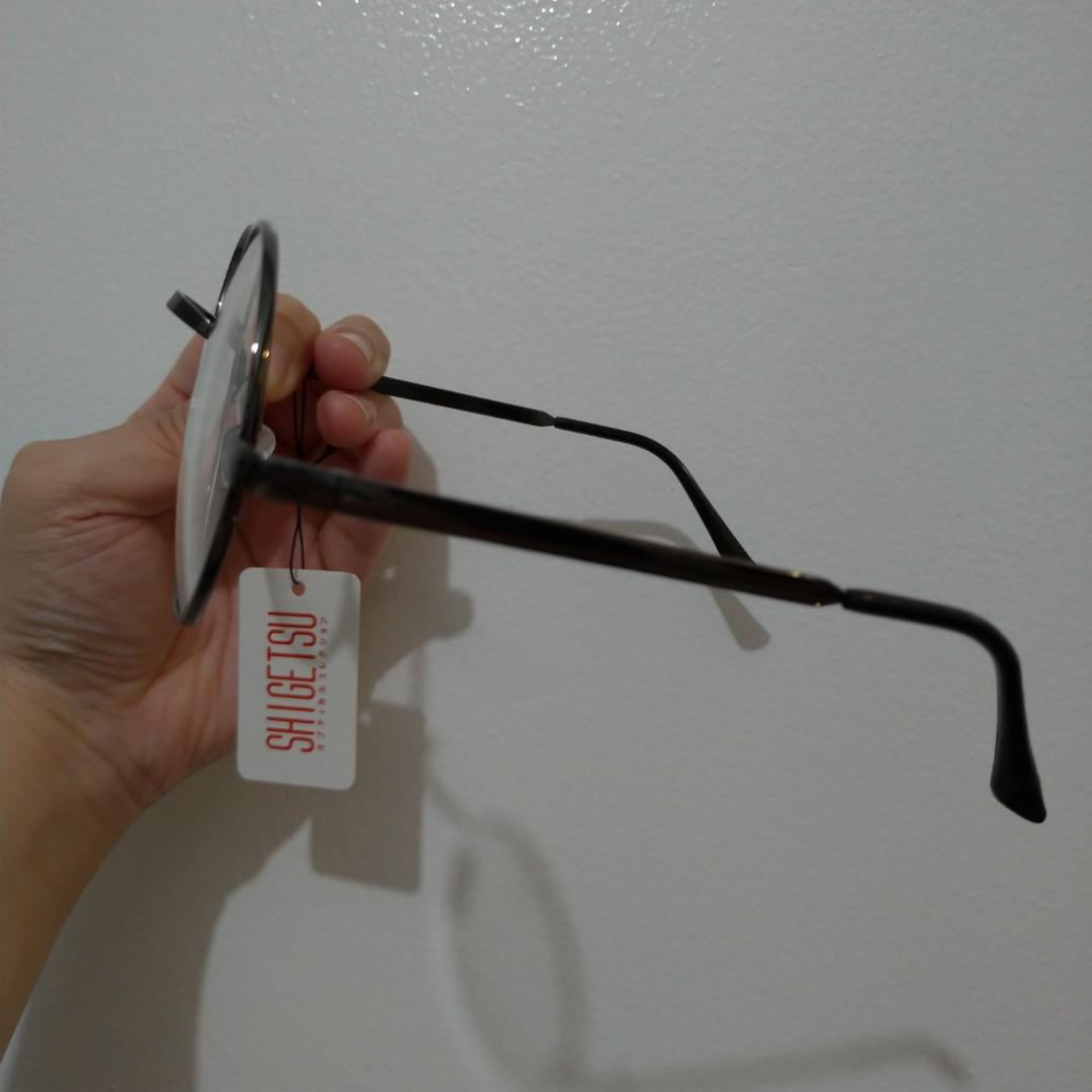 Shigetsu anti radiation eyeglasses (Category: Sunglasses & Eyewear) located in Pasay City. Submitted by ks2020 (Listing ID 1152246616, Image 2). Description: .