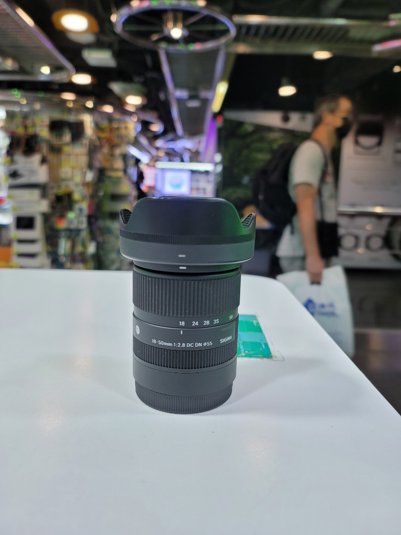 sigma 18-50mm f2.8 DC DN for Sony e mount, 攝影器材, 鏡頭及裝備