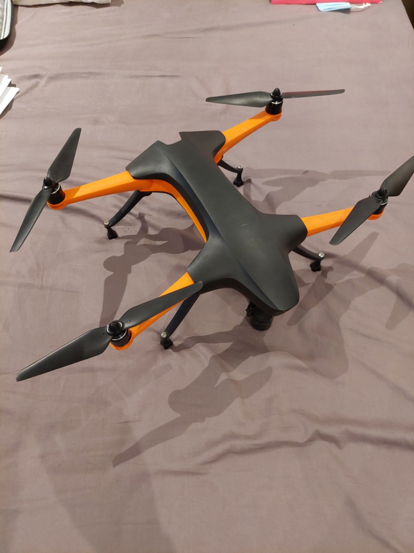 Staaker Drone with two batteries protective case carry bag and accessories