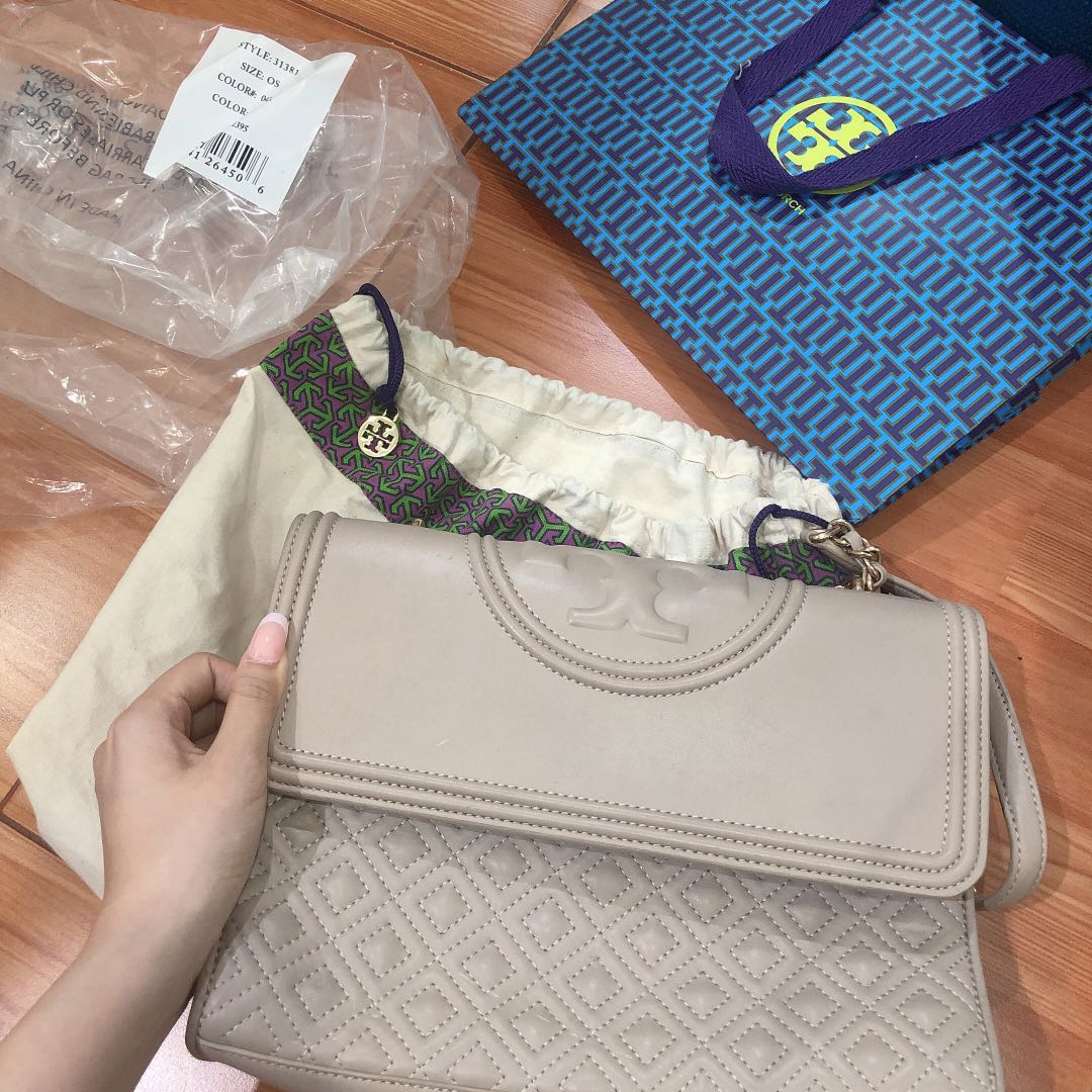 Tory burch bedrock top
