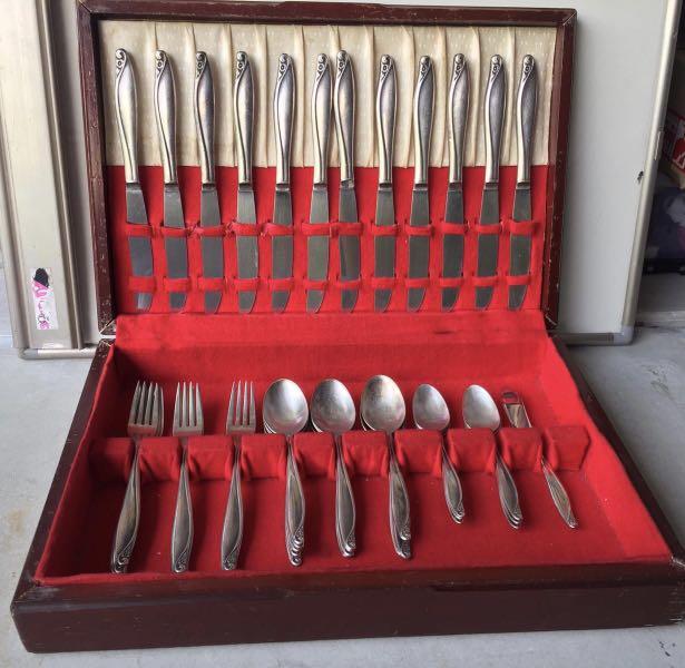 Wma rogers silver overlaid oneida best sale ltd