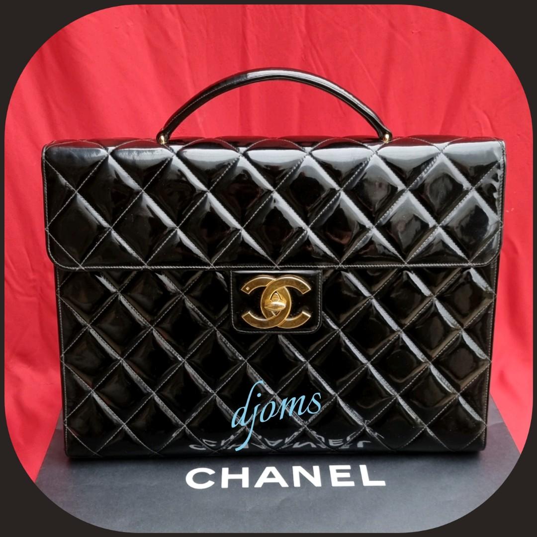 🛑Vintage Chanel Quilted Patent Leather Flap Briefcase Bag, Luxury