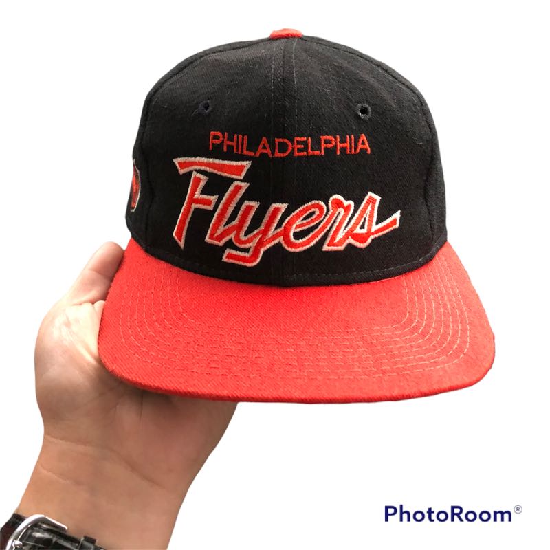 Vintage flyers hat top