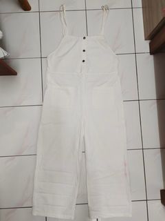 (Category: ) located in . Submitted by weartheday (Listing ID 1152199989, Image 1). Description: .