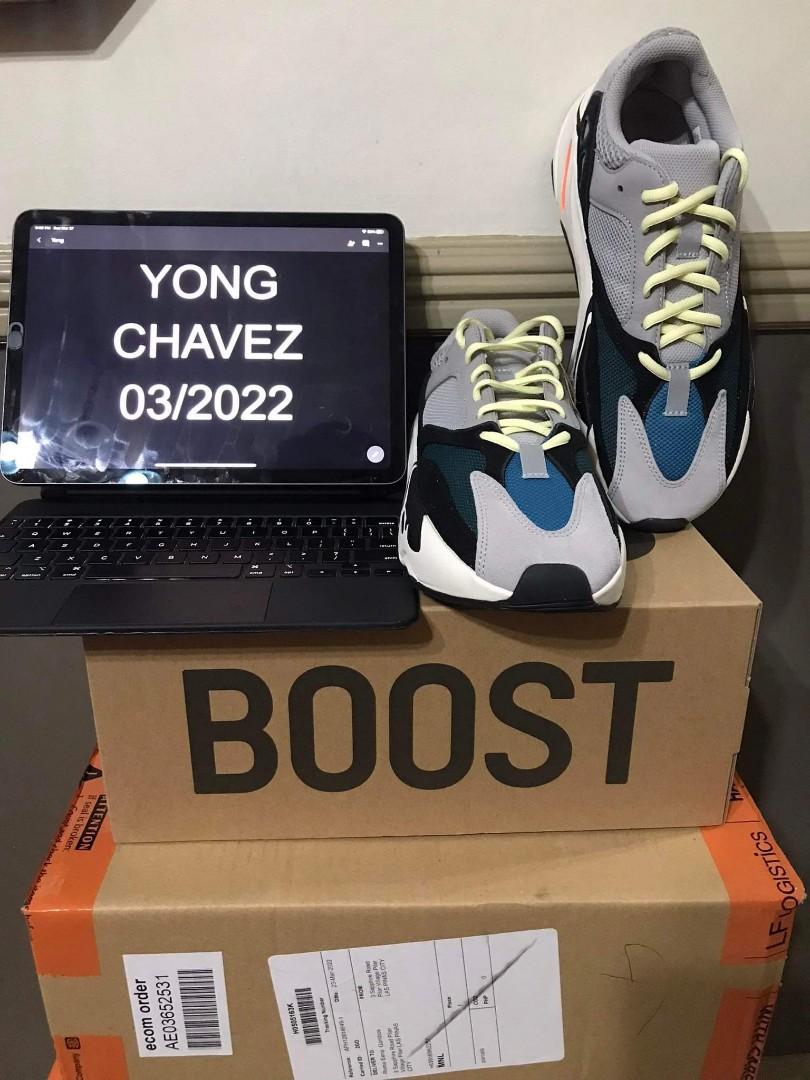 yeezy wave runner 8.5