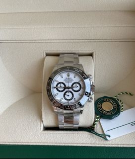 (Category: ) located in . Submitted by timepiececandy (Listing ID 1146919253, Image 1). Description: .
