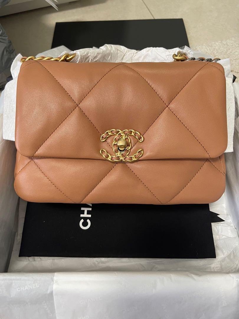 Chanel 19 Small Zip Wallet, 22A Caramel Brown Lambskin with Gold Hardware,  New in Box WA001