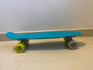 （分類：）位於 。 由 carosellq 提交（商品編號 1147000123，圖片 1）。簡介： 。