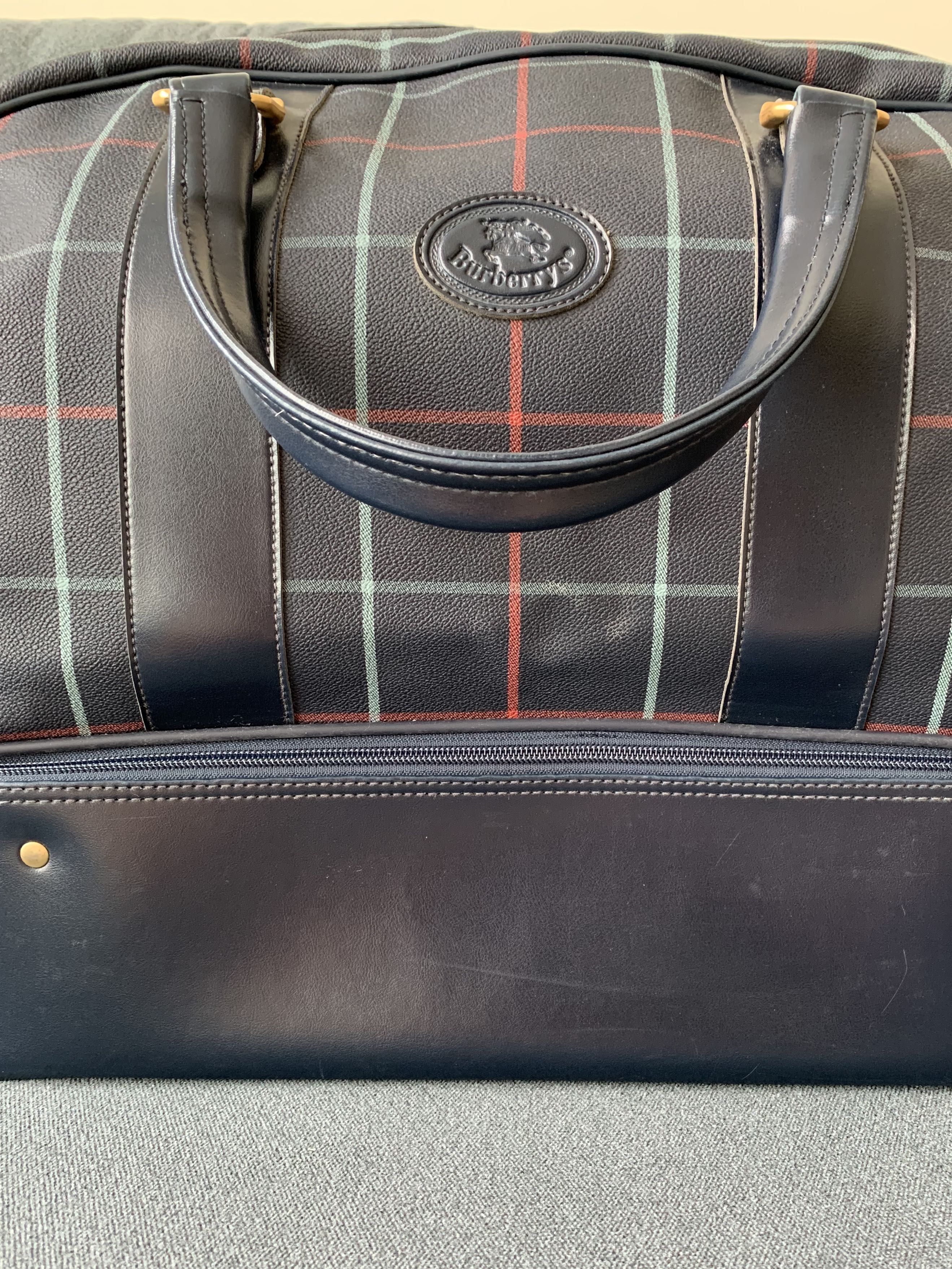 burberry luggage bag
