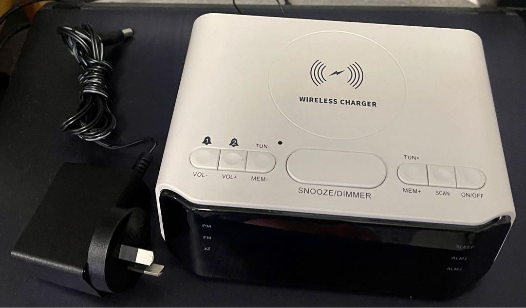Anko Clock Radio with Wireless Charging White, Computers & Tech