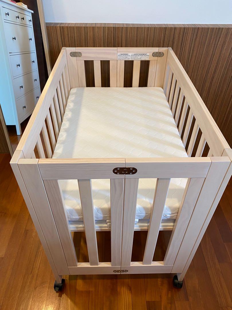 Babyletto origami mini crib, Babies & Kids, Baby Nursery & Kids