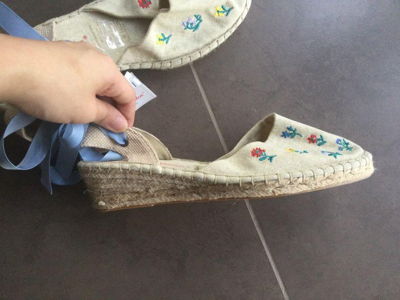 BNWT Cath Kidston espadrilles Women s Fashion Footwear Sandals on Carousell