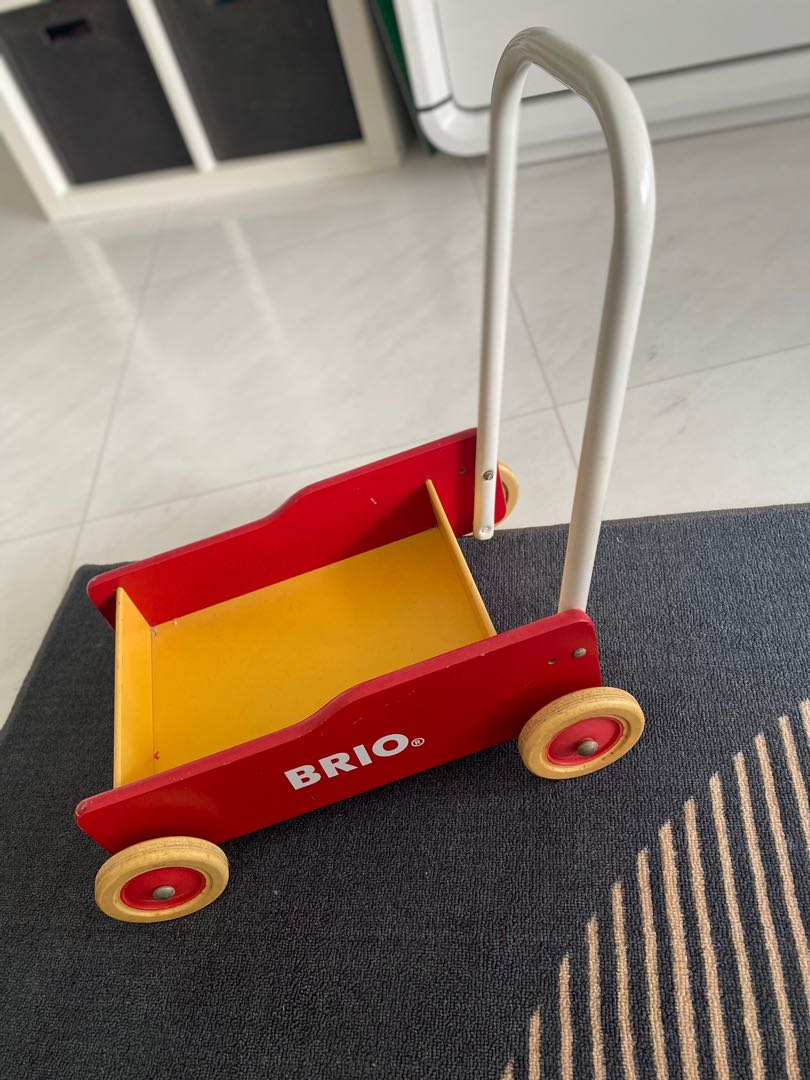 brio push cart