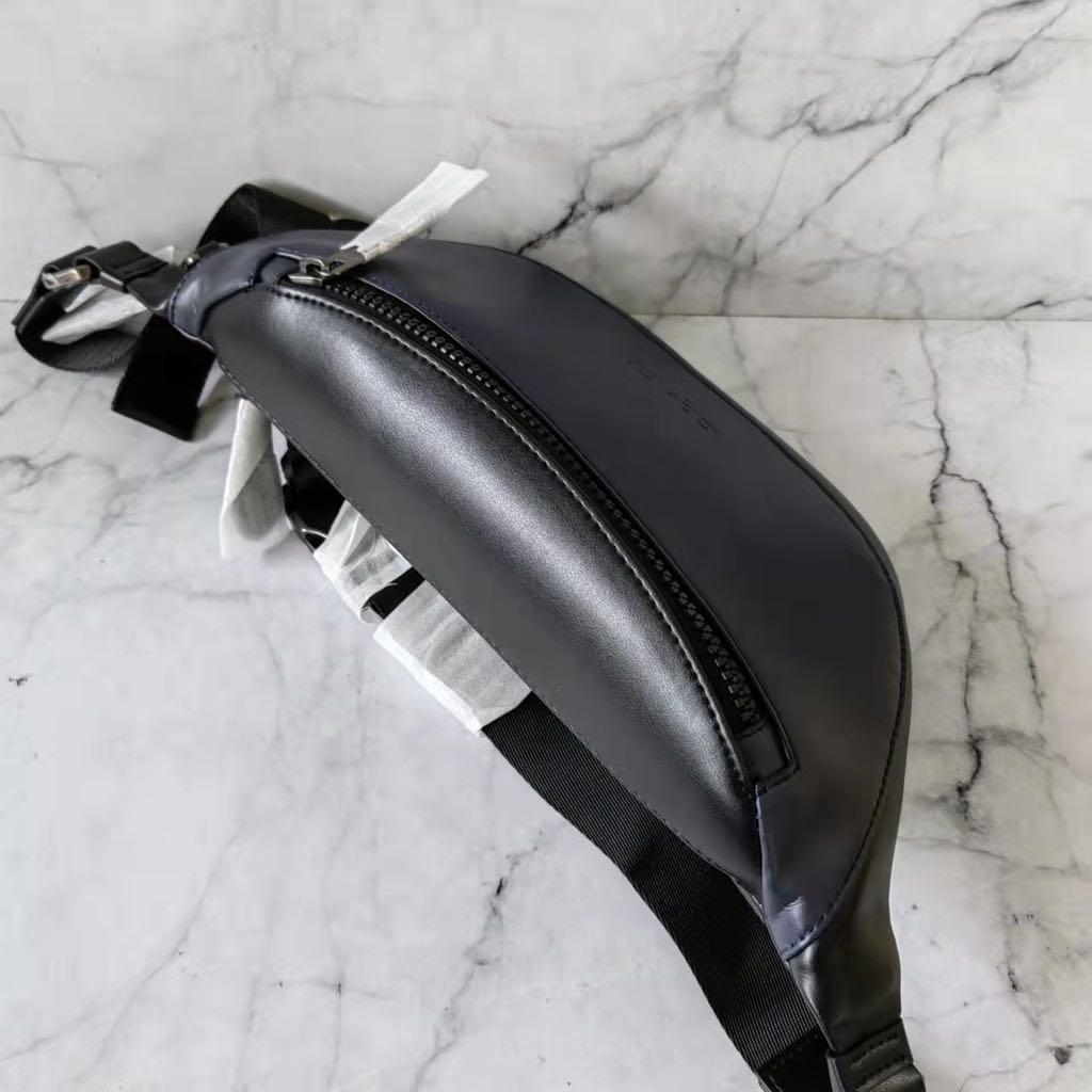 Coach waist bag, Fesyen Pria, Tas & Dompet , Tas Selempang di Carousell