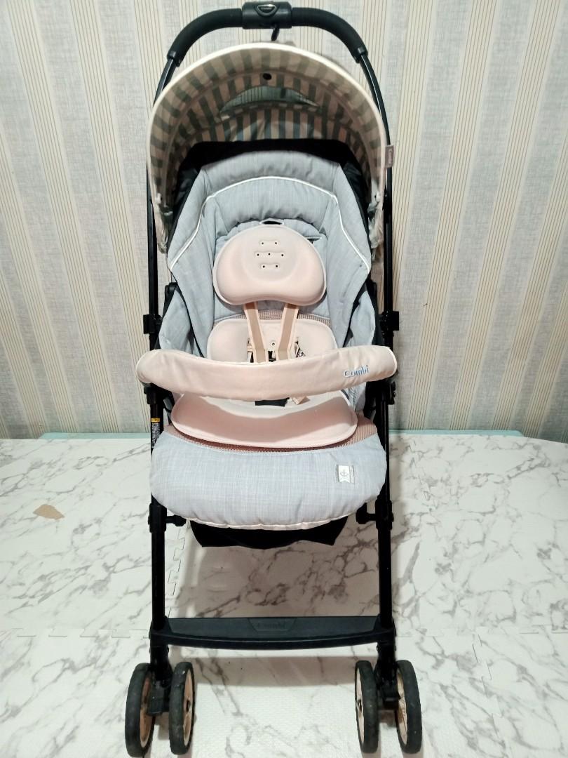 Combi Mechacal Handy Stroller