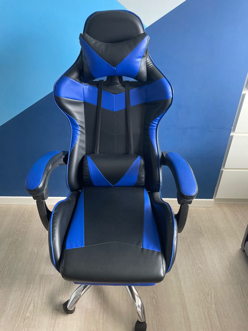 Gaming Chair, Furniture & Home Living, Furniture, Chairs on Carousell