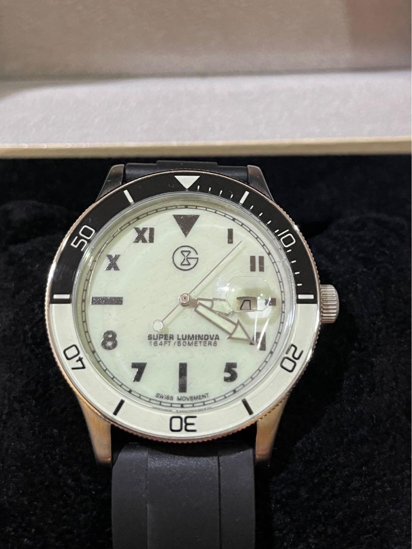 Super luminous watch hotsell