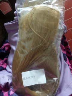 #MarchSale Hairclip Blonde