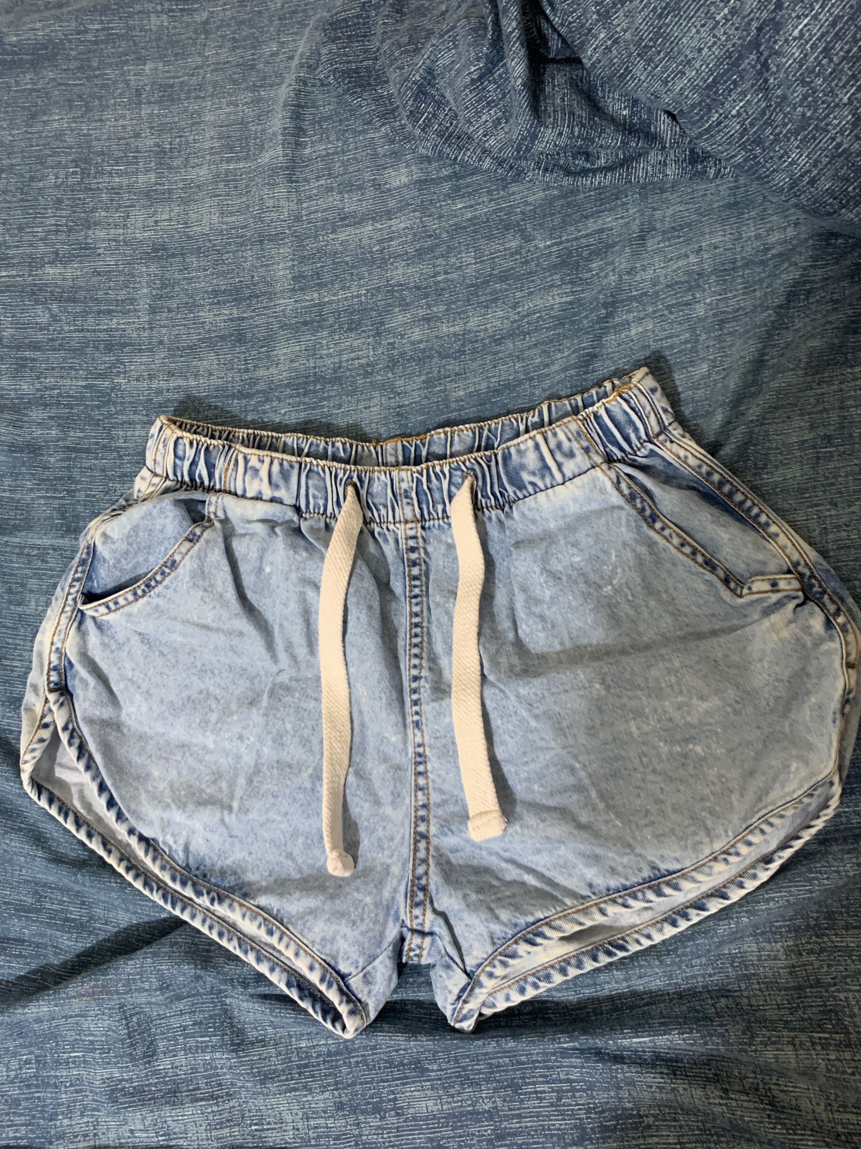H M High Waisted Denim Dolphin Shorts Women s Fashion Bottoms Shorts on Carousell