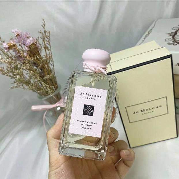 Jo malone top sakura cherry blossom