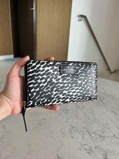 Kate spade black white wallet