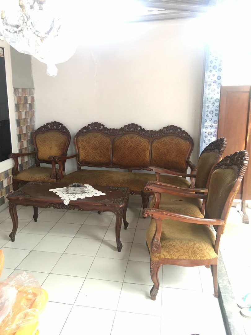 kursi tamu jati tua ukir