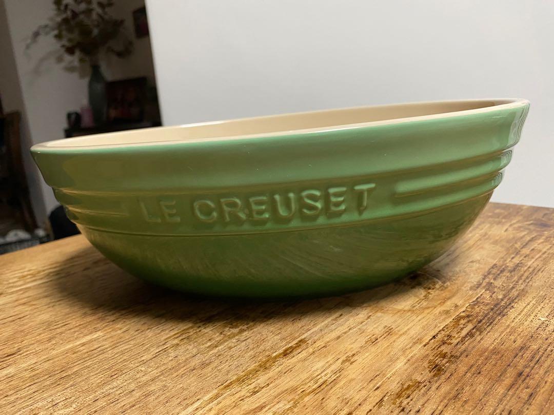 Le Creuset Pasta/Salad Bowl, Furniture & Home Living, Kitchenware
