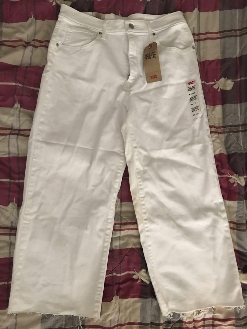 Levi's Mile High Cropped Wide Leg White Pants 12, Women's Fashion, Bottoms,  Jeans on Carousell