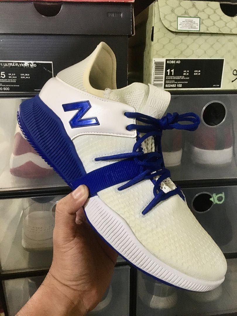 new balance omn1s low on feet