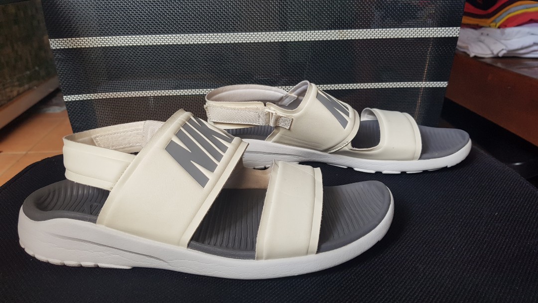 Nike cajun sandals hotsell
