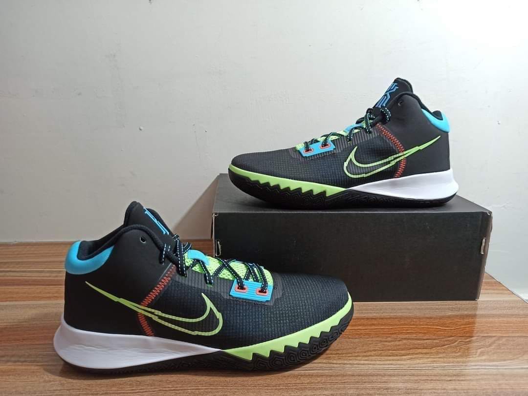 men's kyrie flytrap