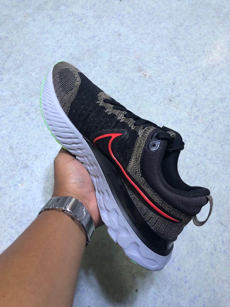 Nike Men’s React Infinity Run Flyknit 2 ‘Ridgerock’(8.5 US) (Category: Sneakers) located in Baguio. Submitted by master_of_brands (Listing ID 1147027002, Image 2). Description: Authentic Nike Men’s React Infinity Run Flyknit 2 ‘Ridgerock’ Size 8.5 US/26.5 cm/42 Europe Slightly used Thick outsole No sole separation No box In excellent condition .