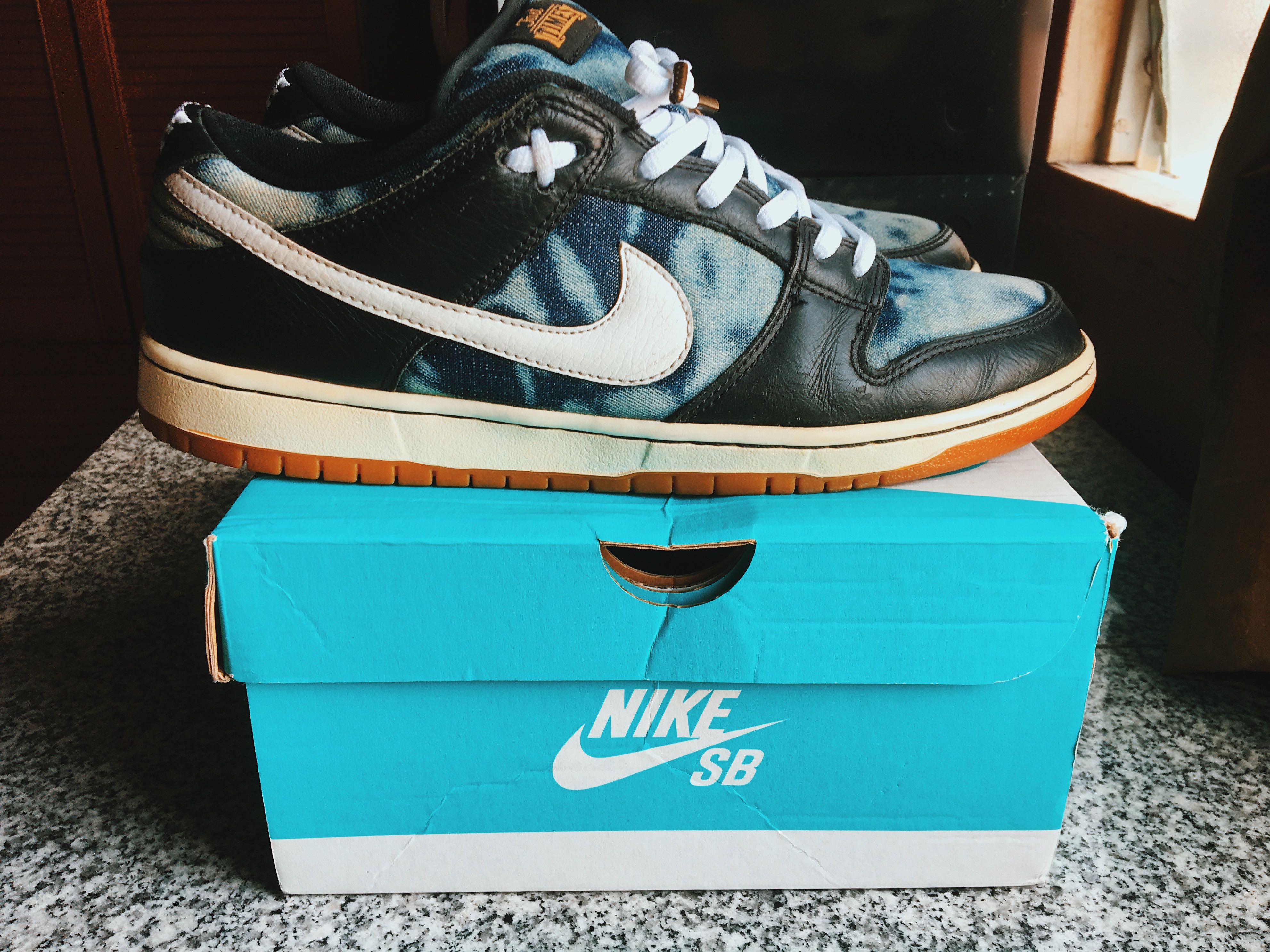 NIKE SB DUNK FAST TIMES