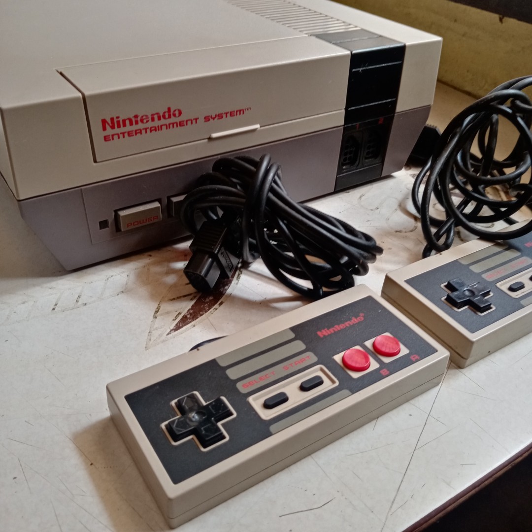 Nintendo Entertainment System, Video Gaming, Video Game Consoles Nintendo Entertainment System, Video Gaming, Video Game Consoles