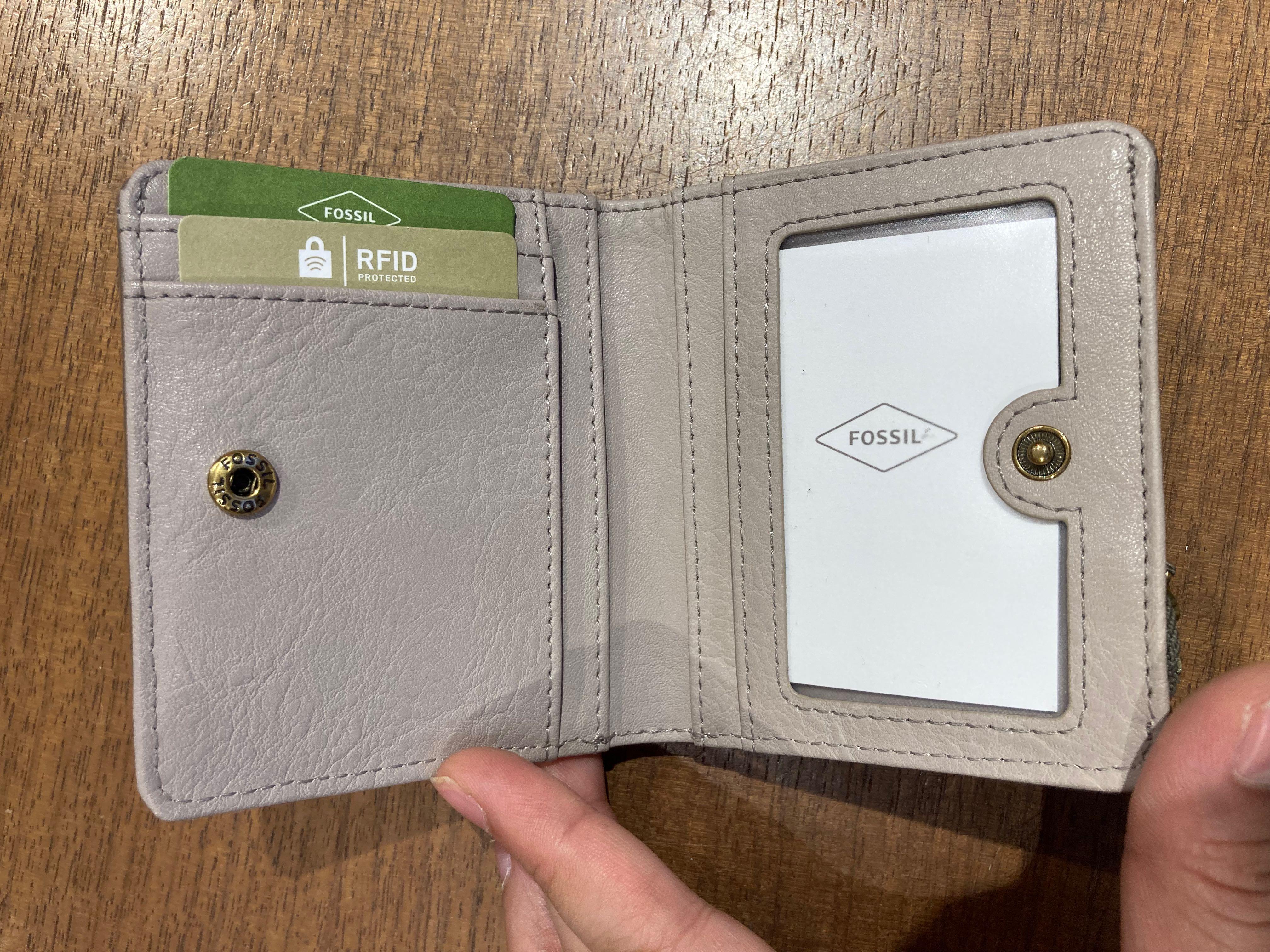 Original Fossil RFID LOGAN BIFOLD GREY stone, Women's Fashion, Bags