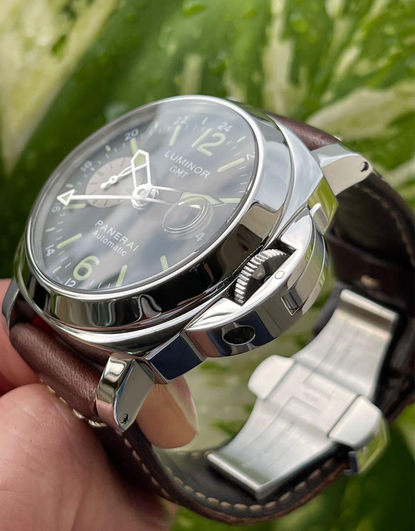 Luminor gmt hotsell panerai automatic 200m