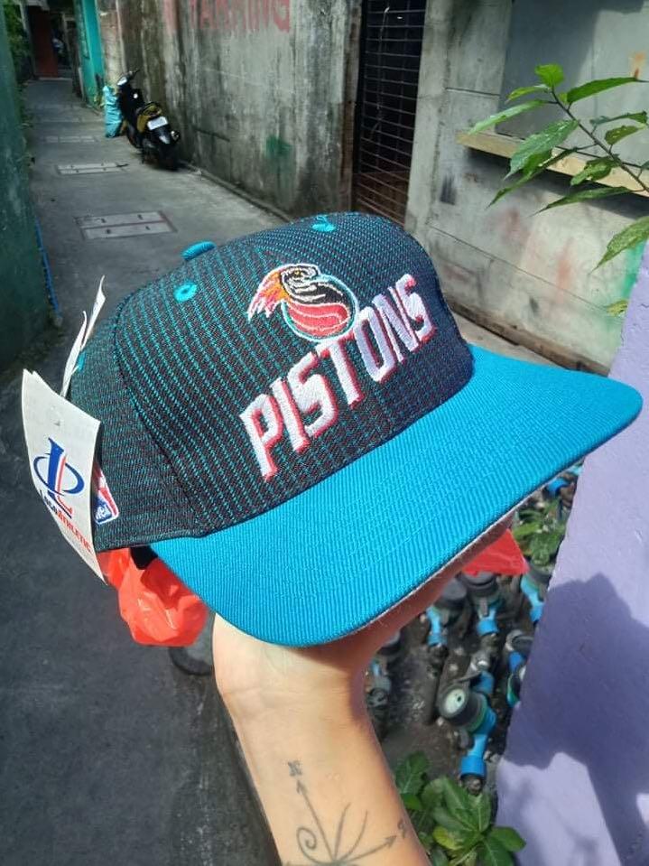 Throwback pistons hat store