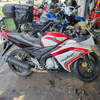 R15 v1 sales second hand bike