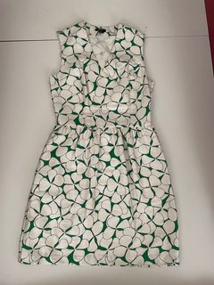(Category: ) located in . Submitted by natsycloset (Listing ID 1146935977, Image 1). Description: .